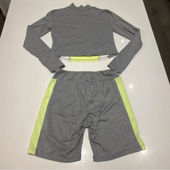 Matching Set - Picture 7 of 7